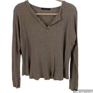 BRANDY MELVILLE GRAY LONG SLEEVE SHIRT